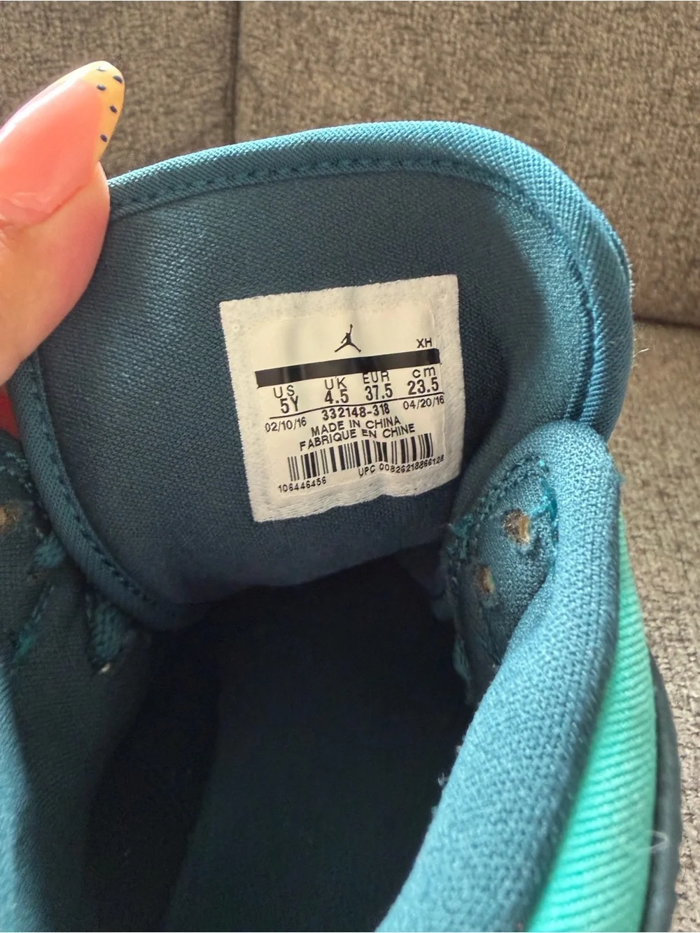 Nike Kids High-Top Sneakers in Teal and Dark Teal